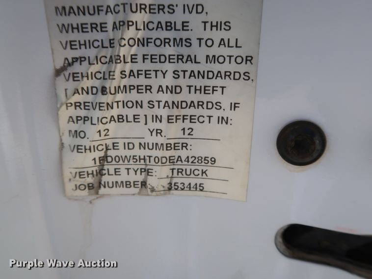 image for item GS9846 2013 Ford F550 Super Duty XL Crew Cab utility bed truck with crane