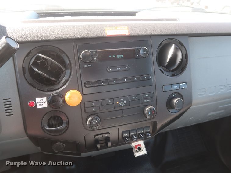 image for item GS9848 2012 Ford F550 Super Duty XL bucket truck