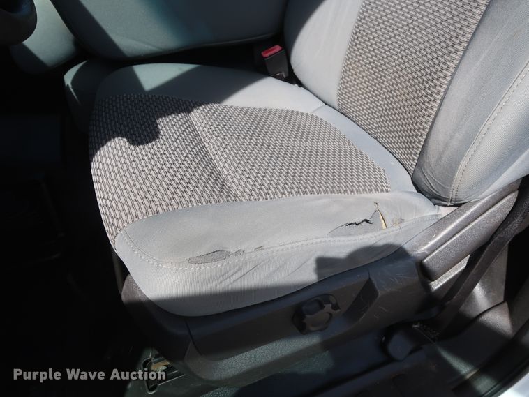 image for item GS9848 2012 Ford F550 Super Duty XL bucket truck