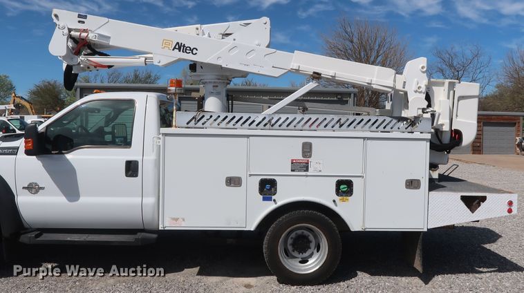 image for item GS9848 2012 Ford F550 Super Duty XL bucket truck
