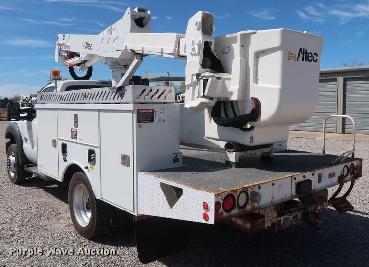 image for item GS9848 2012 Ford F550 Super Duty XL bucket truck