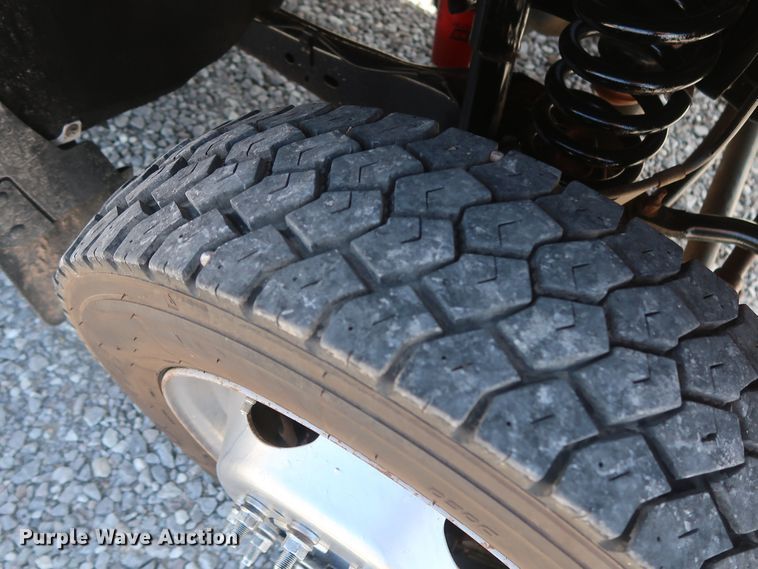 image for item GS9848 2012 Ford F550 Super Duty XL bucket truck