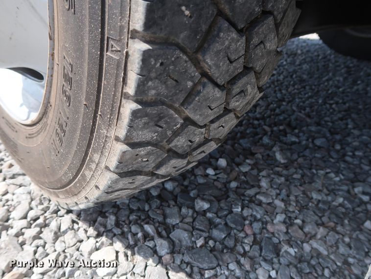 image for item GS9848 2012 Ford F550 Super Duty XL bucket truck