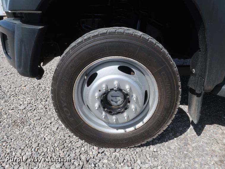 image for item GS9848 2012 Ford F550 Super Duty XL bucket truck