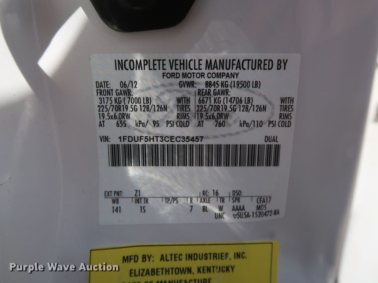 image for item GS9848 2012 Ford F550 Super Duty XL bucket truck