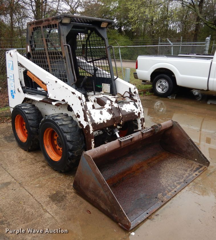 image for item GX9989 1995 Bobcat 753  skid steer loader