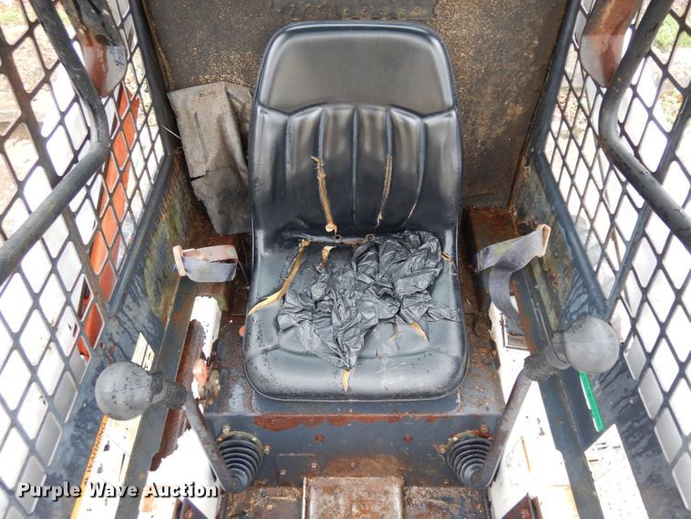 image for item GX9989 1995 Bobcat 753  skid steer loader