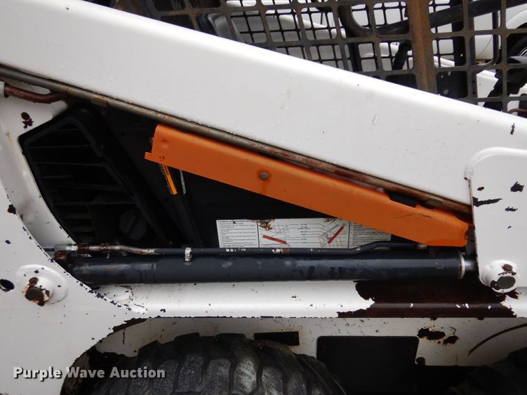 image for item GX9989 1995 Bobcat 753  skid steer loader