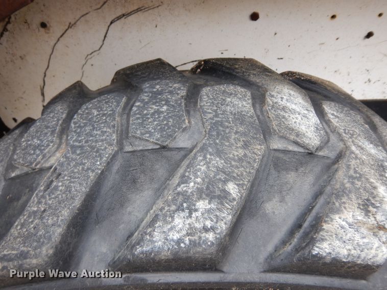 image for item GX9989 1995 Bobcat 753  skid steer loader