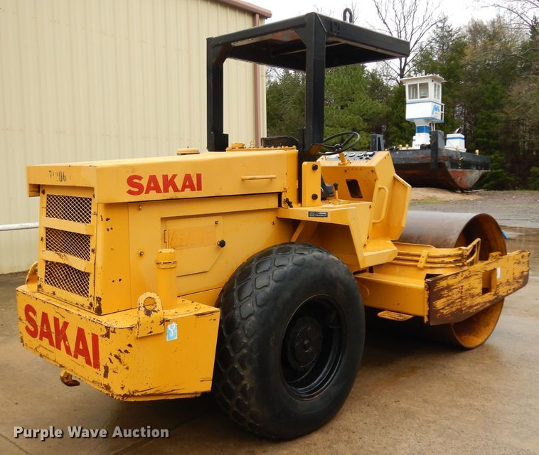 image for item GX9990 Sakai SV70D single drum vibratory roller
