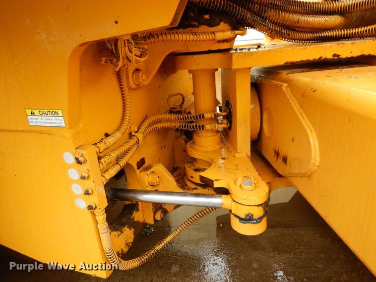 image for item GX9990 Sakai SV70D single drum vibratory roller