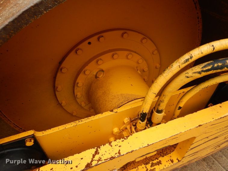 image for item GX9990 Sakai SV70D single drum vibratory roller