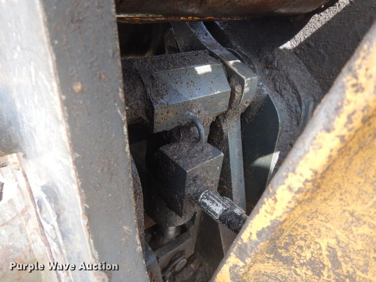 image for item GY9007 2006 Komatsu PC138USLC excavator