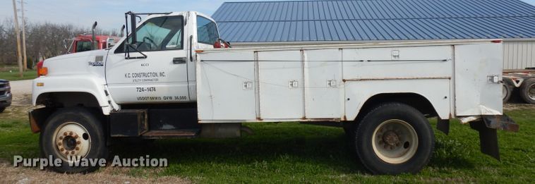 image for item GY9008 1994 GMC TopKick utility truck