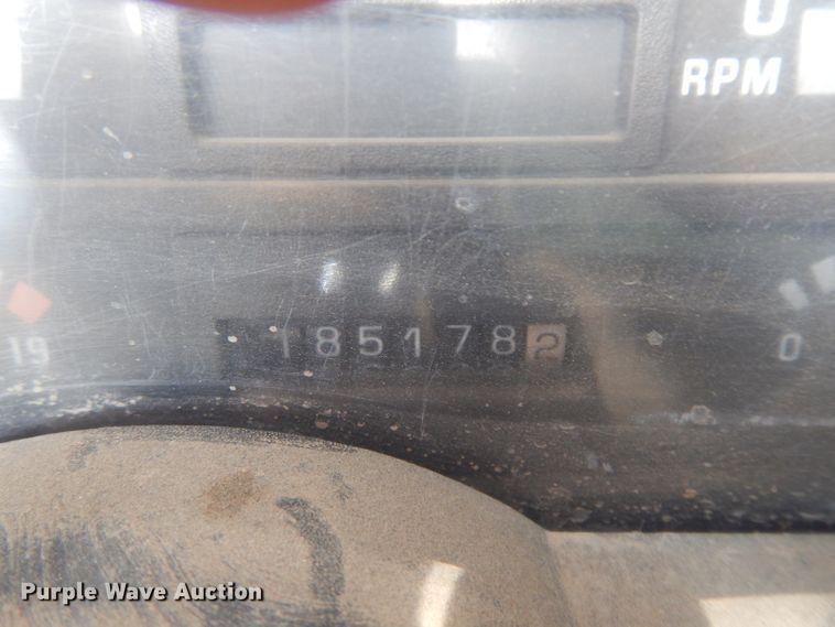 image for item GY9008 1994 GMC TopKick utility truck