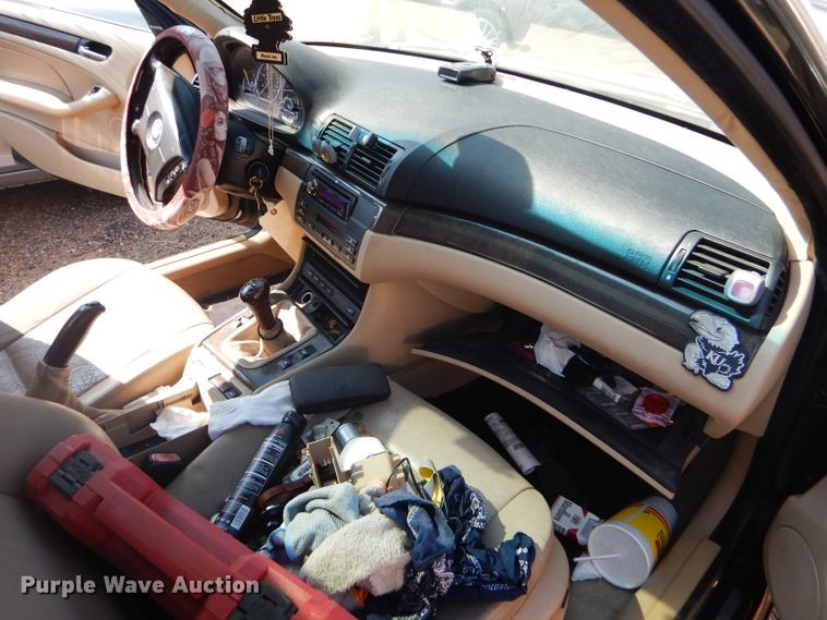 image for item DD4462 2002 BMW 330i