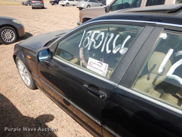 image for item DD4462 2002 BMW 330i