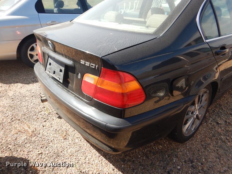 image for item DD4462 2002 BMW 330i