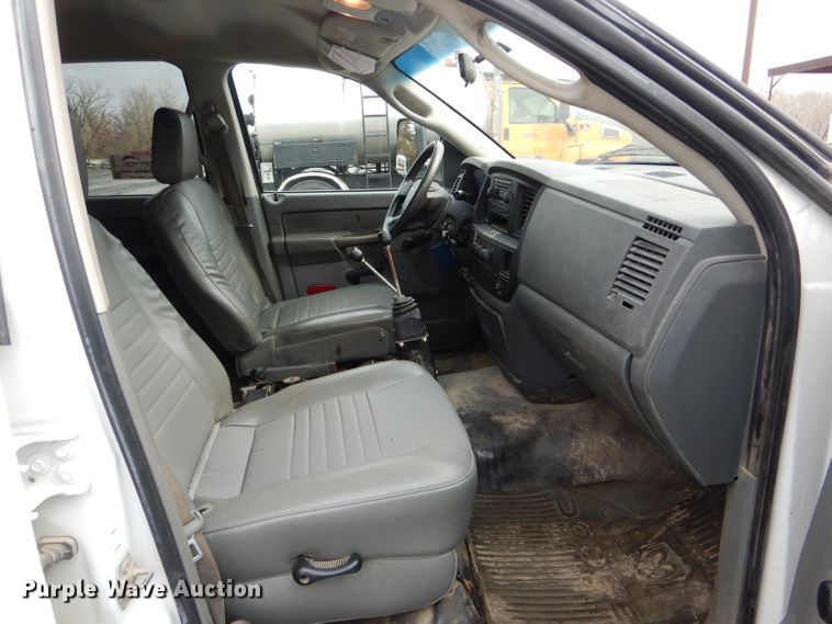 image for item DF3039 2009 Dodge Ram 5500HD Quad Cab dump truck