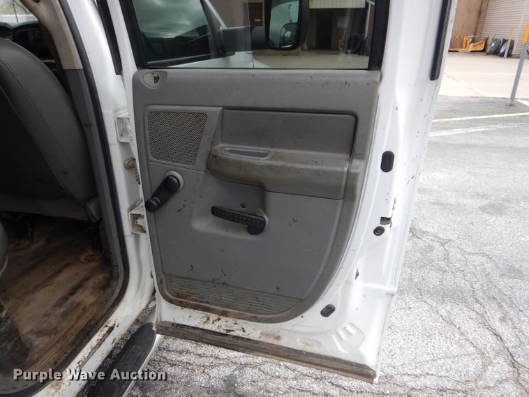 image for item DF3039 2009 Dodge Ram 5500HD Quad Cab dump truck