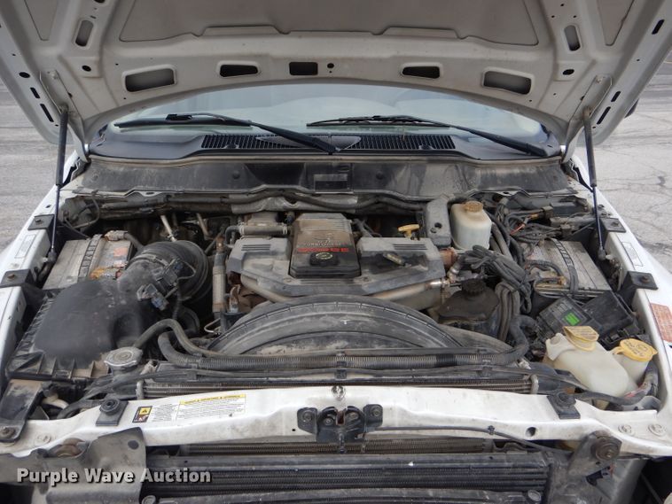 image for item DF3039 2009 Dodge Ram 5500HD Quad Cab dump truck