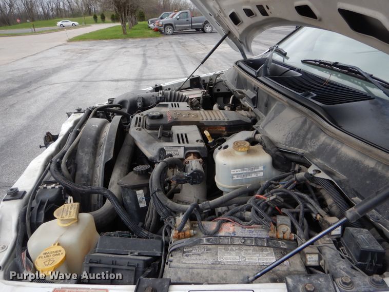 image for item DF3039 2009 Dodge Ram 5500HD Quad Cab dump truck