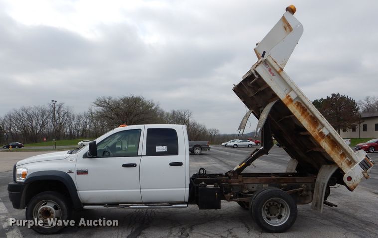 image for item DF3039 2009 Dodge Ram 5500HD Quad Cab dump truck