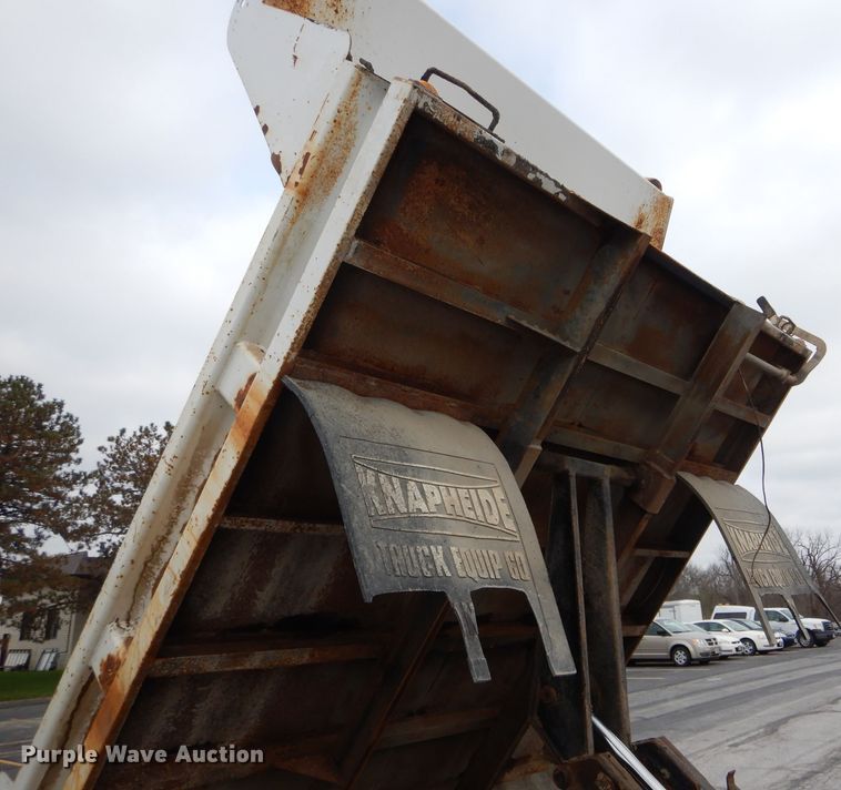 image for item DF3039 2009 Dodge Ram 5500HD Quad Cab dump truck
