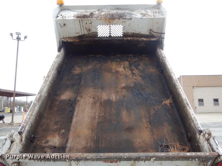 image for item DF3039 2009 Dodge Ram 5500HD Quad Cab dump truck