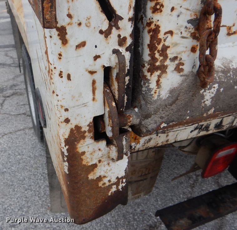 image for item DF3039 2009 Dodge Ram 5500HD Quad Cab dump truck