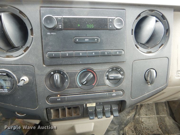 image for item DF3040 2008 Ford F550 Super Duty XL Crew Cab dump flatbed truck