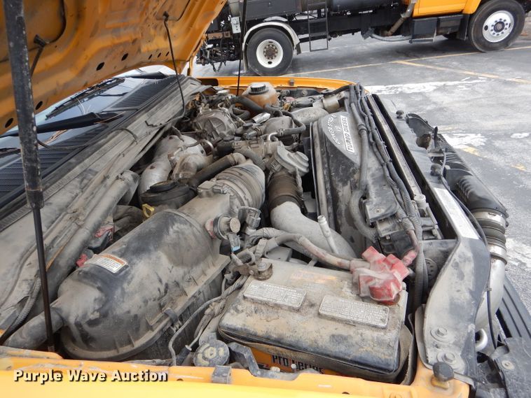 image for item DF3040 2008 Ford F550 Super Duty XL Crew Cab dump flatbed truck