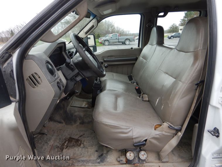 image for item DF3041 2008 Ford F450 Super Duty XL Crew Cab dump flatbed truck