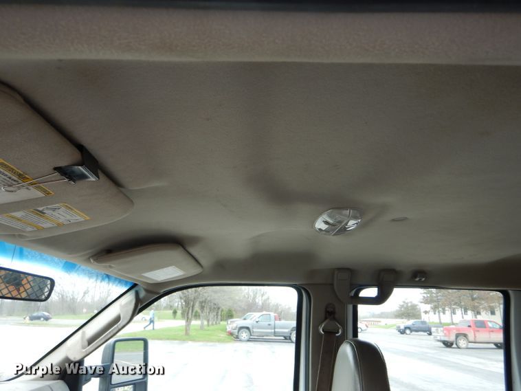 image for item DF3041 2008 Ford F450 Super Duty XL Crew Cab dump flatbed truck