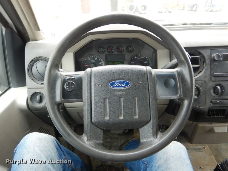 image for item DF3041 2008 Ford F450 Super Duty XL Crew Cab dump flatbed truck