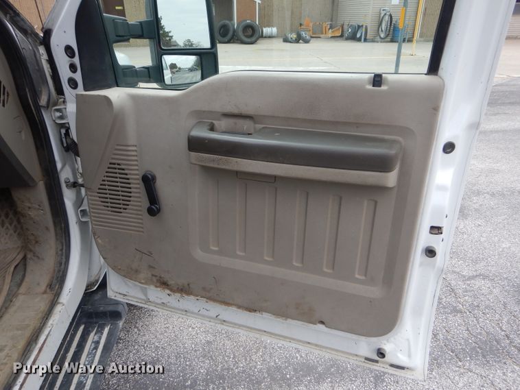 image for item DF3041 2008 Ford F450 Super Duty XL Crew Cab dump flatbed truck