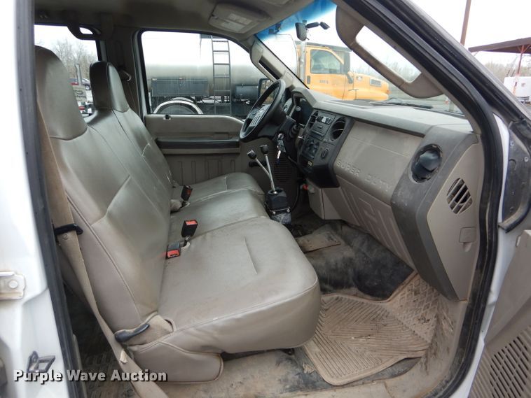 image for item DF3041 2008 Ford F450 Super Duty XL Crew Cab dump flatbed truck