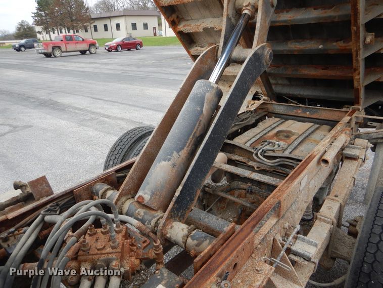 image for item DF3041 2008 Ford F450 Super Duty XL Crew Cab dump flatbed truck