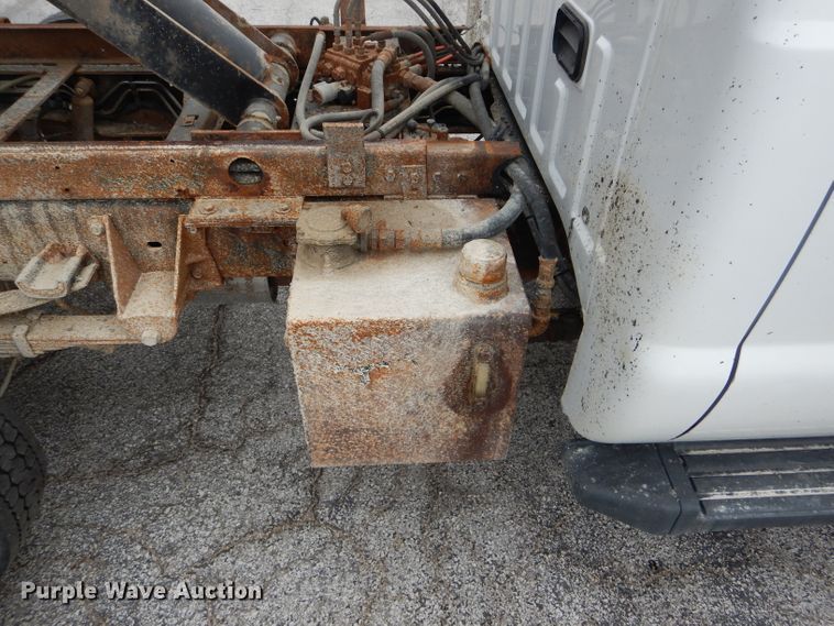 image for item DF3041 2008 Ford F450 Super Duty XL Crew Cab dump flatbed truck