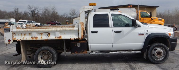 image for item DF3042 2009 Dodge Ram 5500HD Quad Cab dump truck