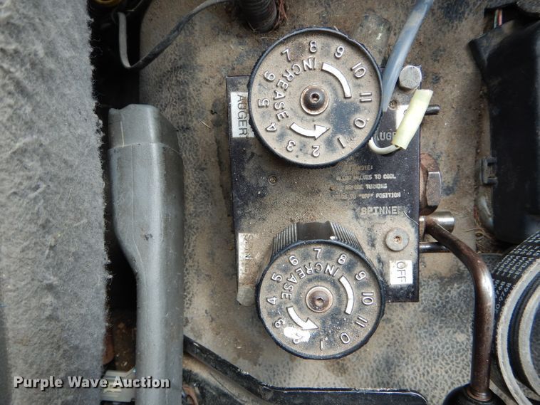 image for item DF3042 2009 Dodge Ram 5500HD Quad Cab dump truck