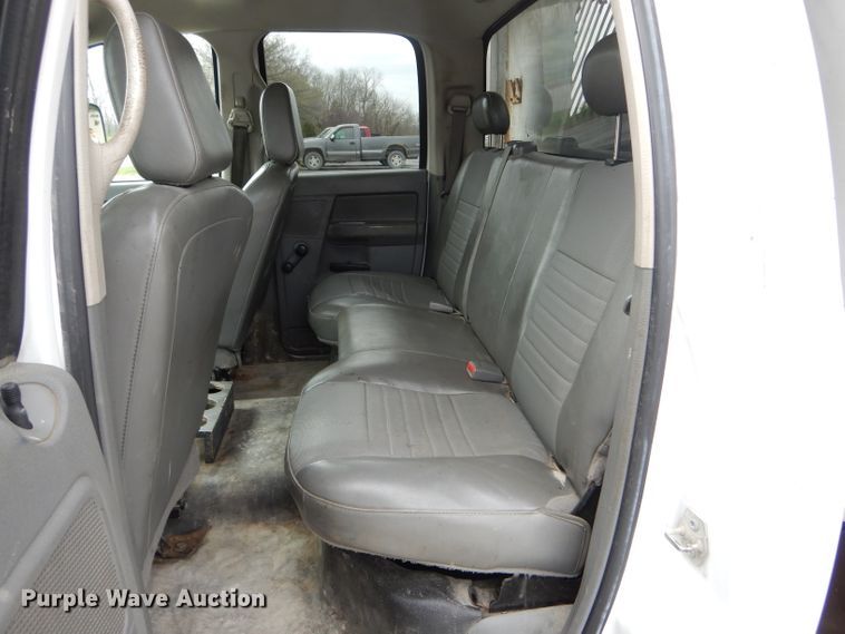 image for item DF3042 2009 Dodge Ram 5500HD Quad Cab dump truck