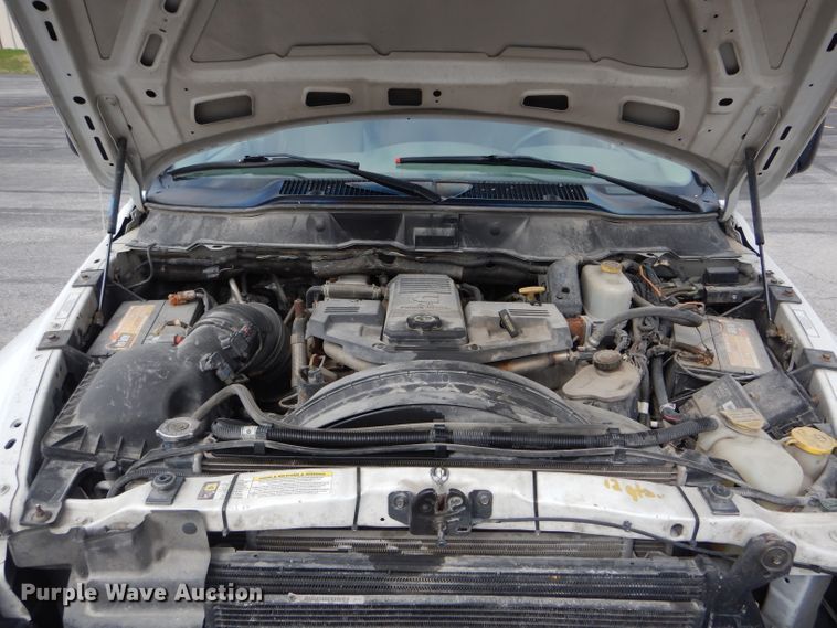 image for item DF3042 2009 Dodge Ram 5500HD Quad Cab dump truck