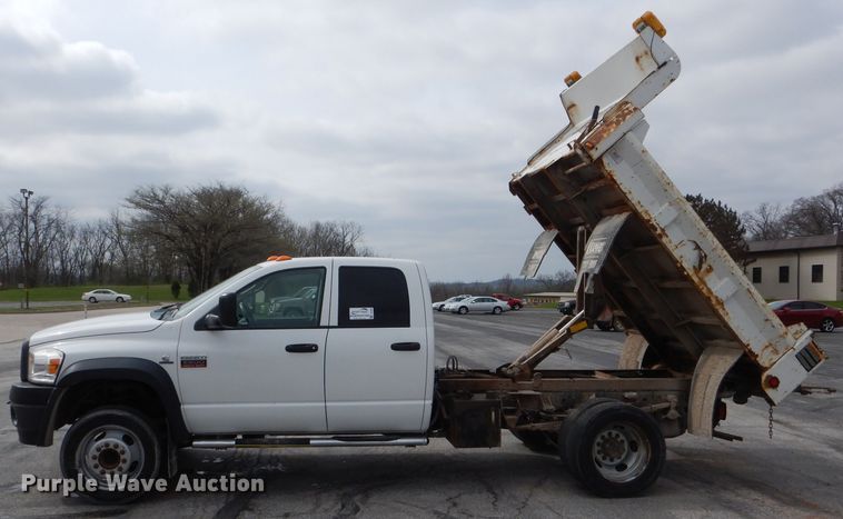 image for item DF3042 2009 Dodge Ram 5500HD Quad Cab dump truck