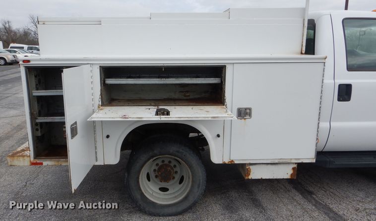 image for item DF3043 2009 Ford F450 Super Duty XL utility truck