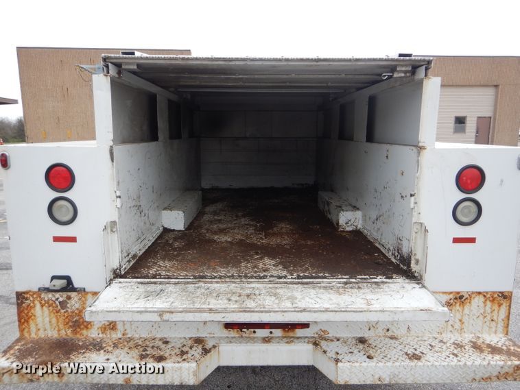 image for item DF3043 2009 Ford F450 Super Duty XL utility truck