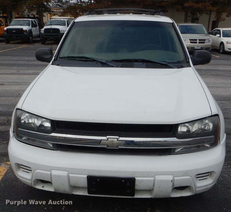 image for item DF3044 2003 Chevrolet TrailBlazer LS  SUV