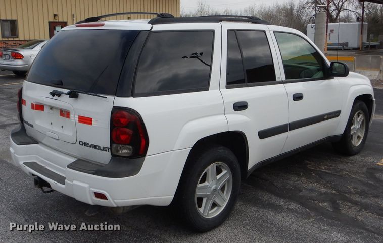 image for item DF3044 2003 Chevrolet TrailBlazer LS  SUV