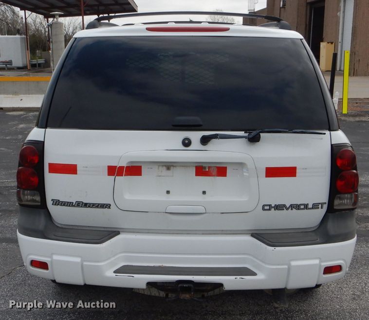 image for item DF3044 2003 Chevrolet TrailBlazer LS  SUV