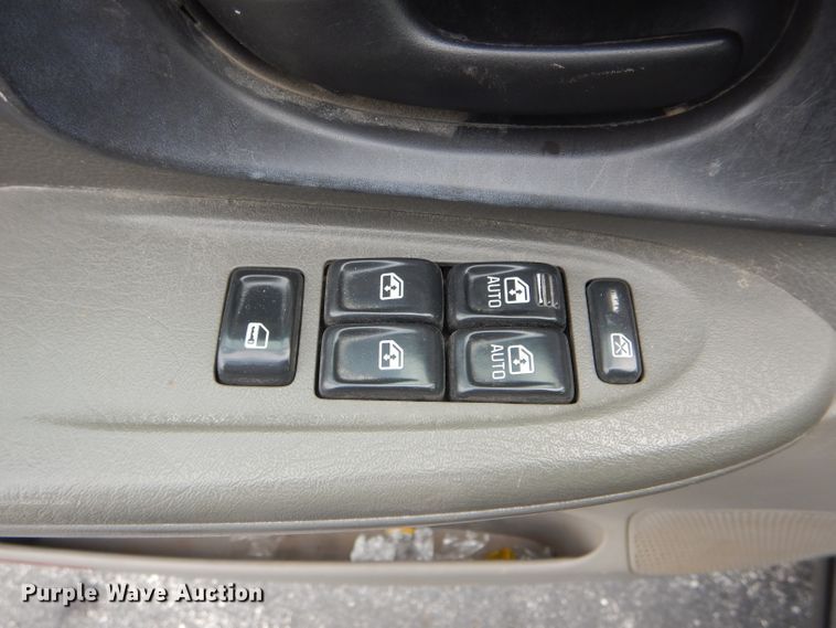 image for item DF3044 2003 Chevrolet TrailBlazer LS  SUV